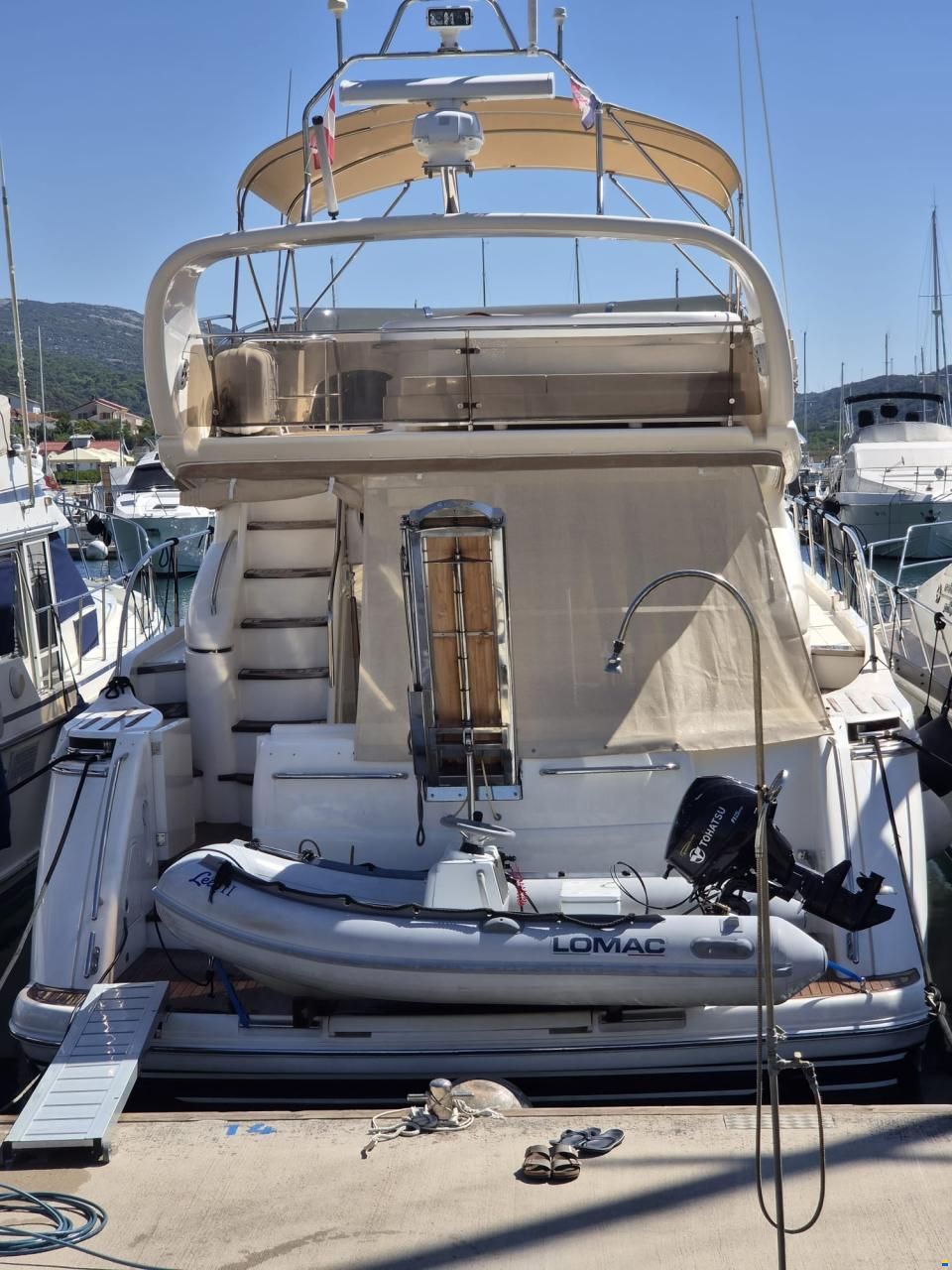 Princess 61