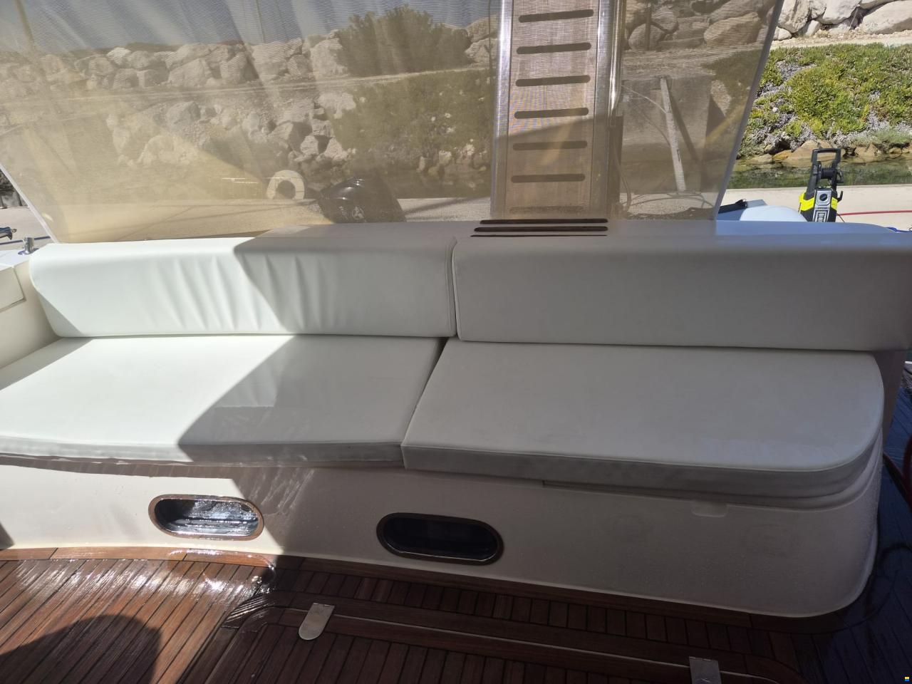 Princess 61