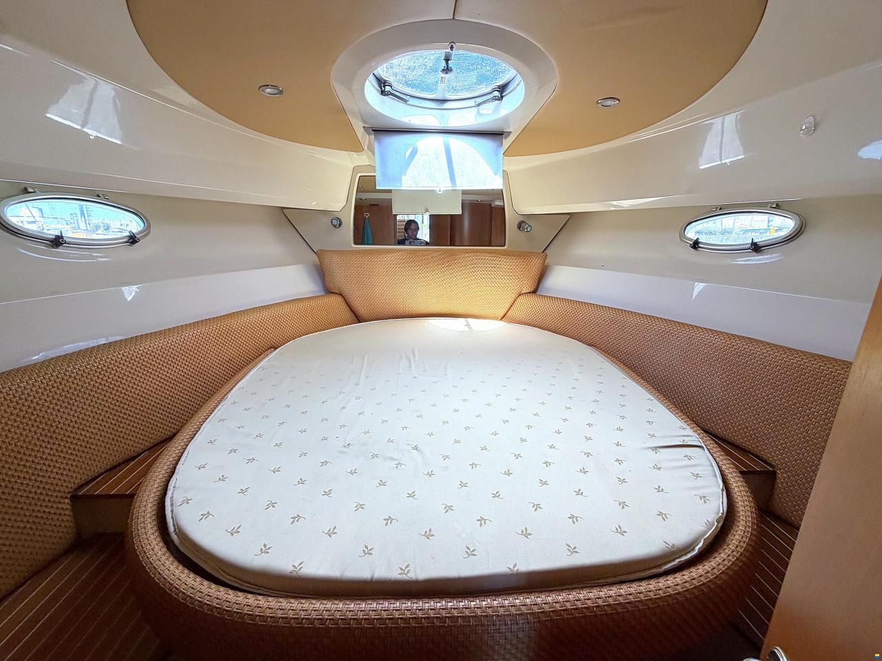 Sessa Dorado 32