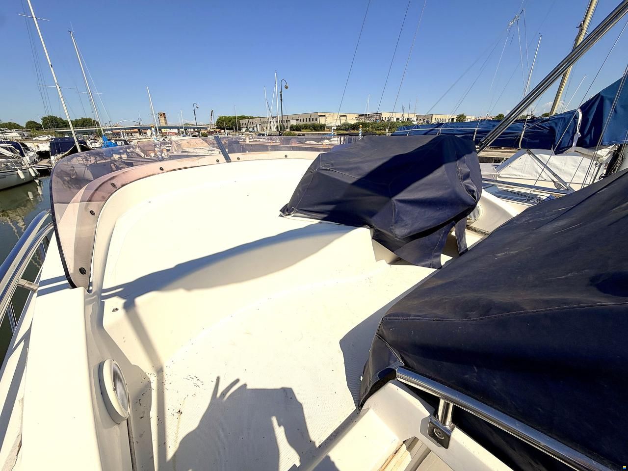 Sessa Dorado 32