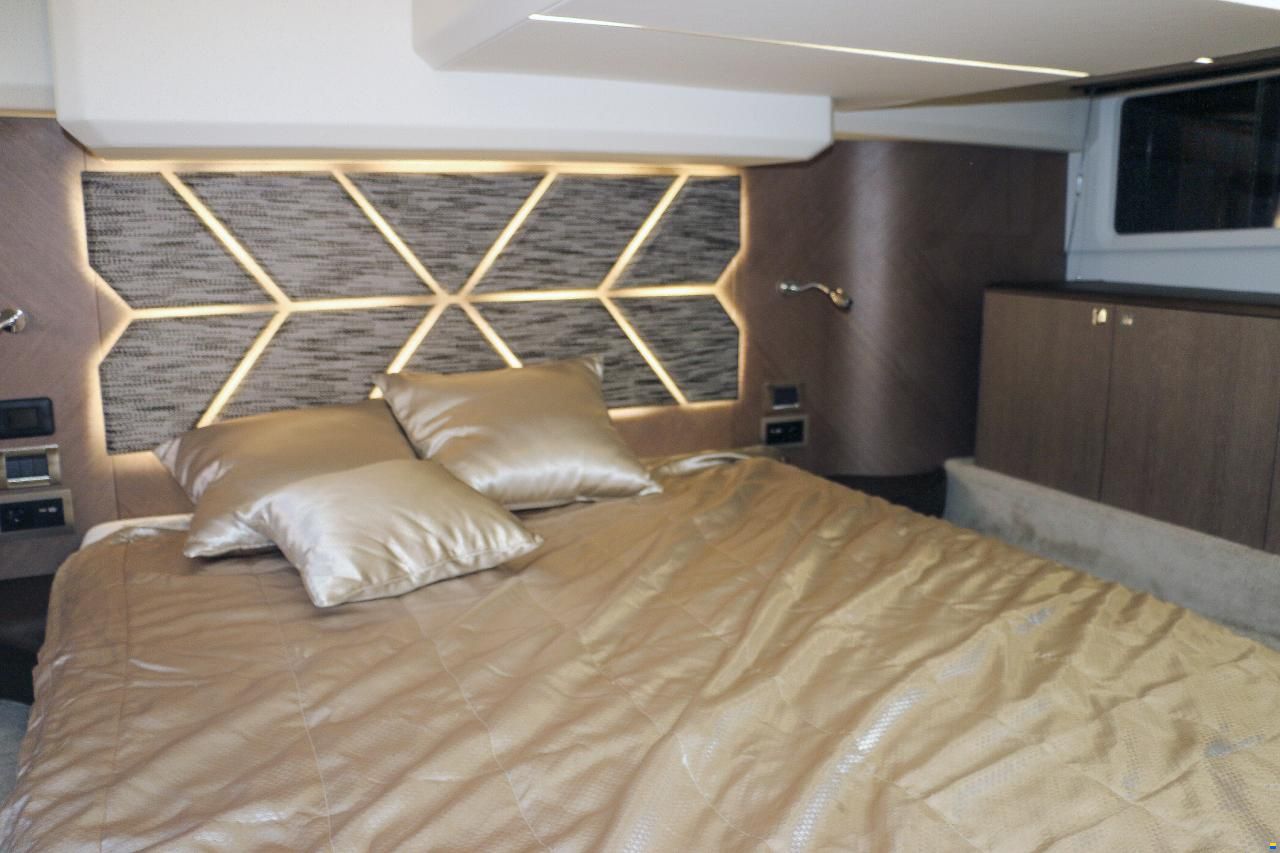 Galeon 420 Fly