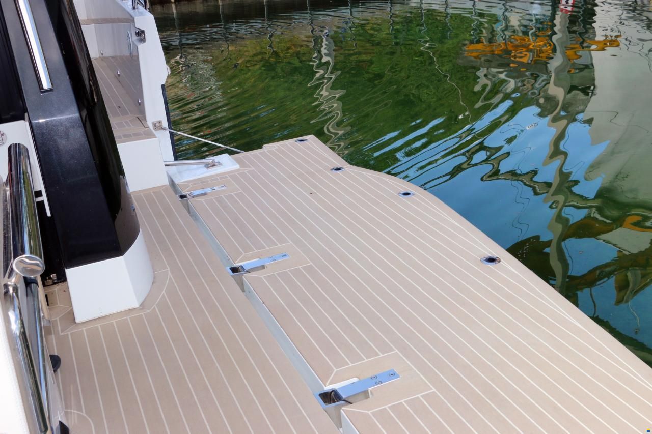 Galeon 420 Fly