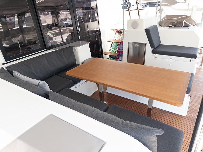 Fountaine Pajot Saona 47