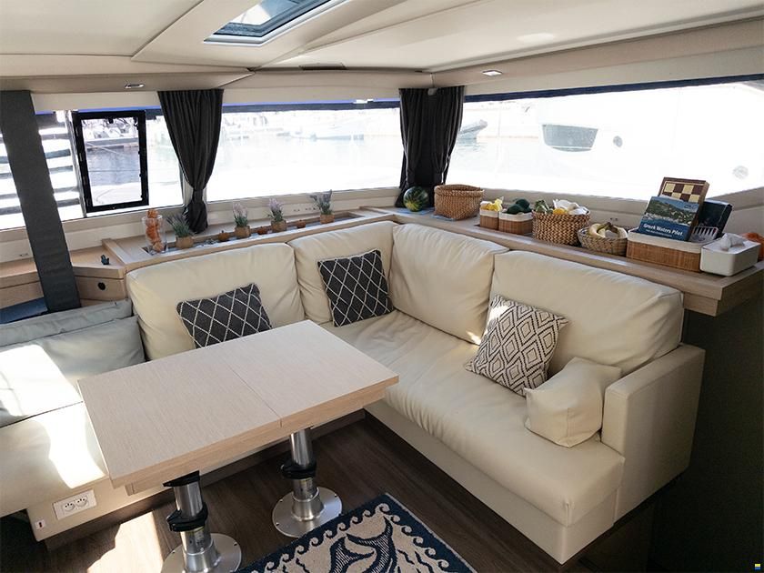 Fountaine Pajot Saona 47