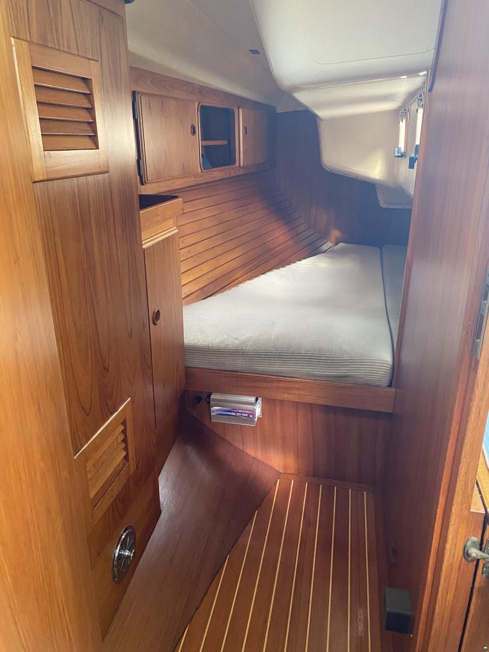 Asmus Hanseat A37