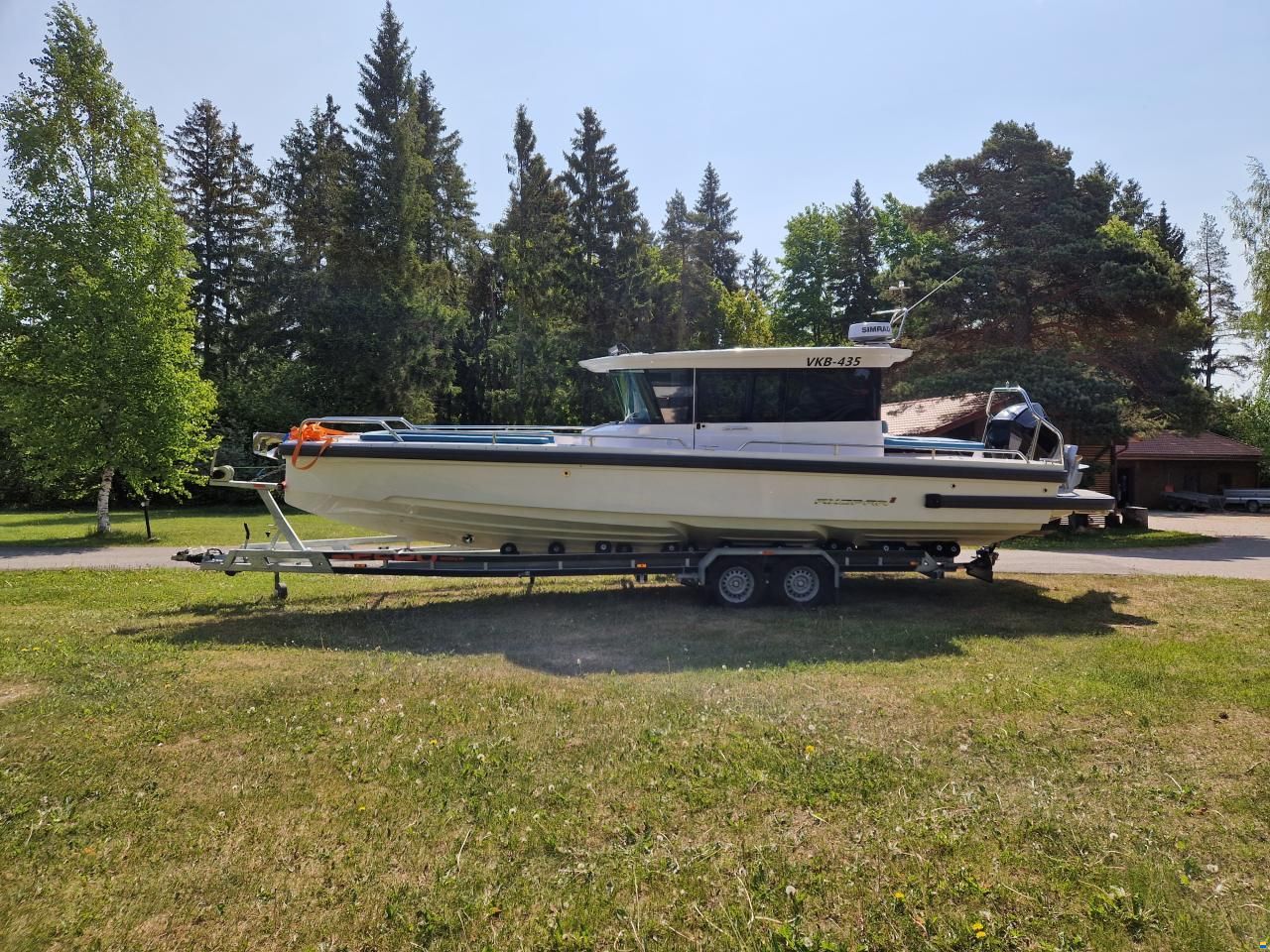 Axopar 28