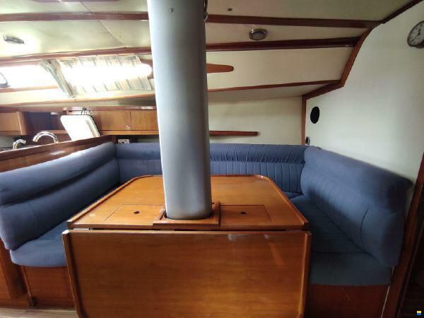 Poncin Diva 38