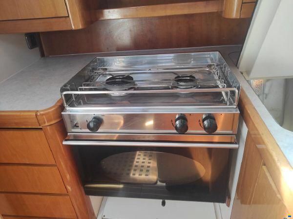 Poncin Diva 38