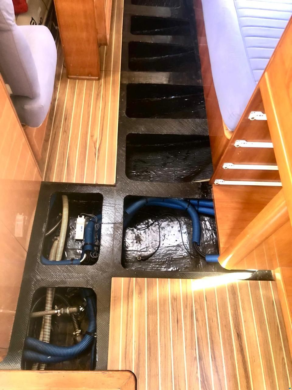 Poncin Diva 38