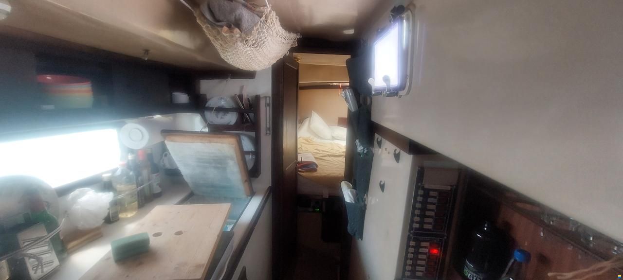 Coronado 35