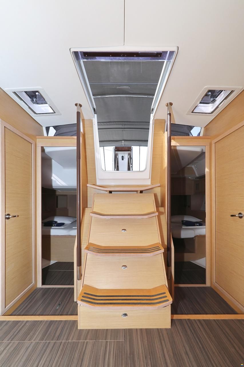 Dufour 530