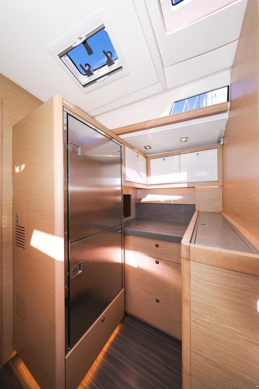 Dufour 530