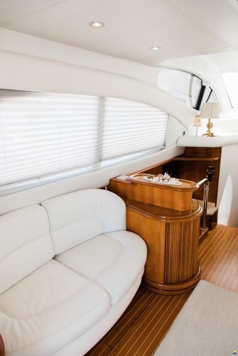Azimut 46 Fly