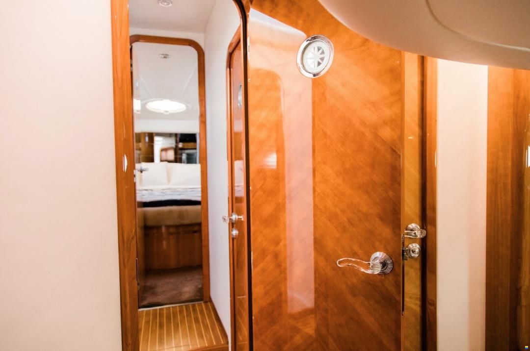 Azimut 46 Fly