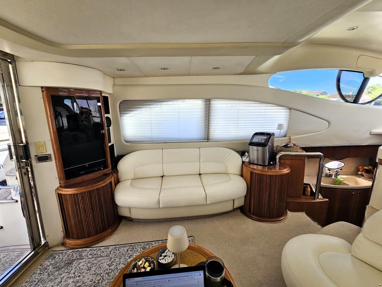 Azimut 46 Fly