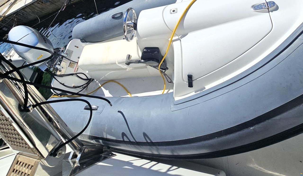 Azimut 46 Fly