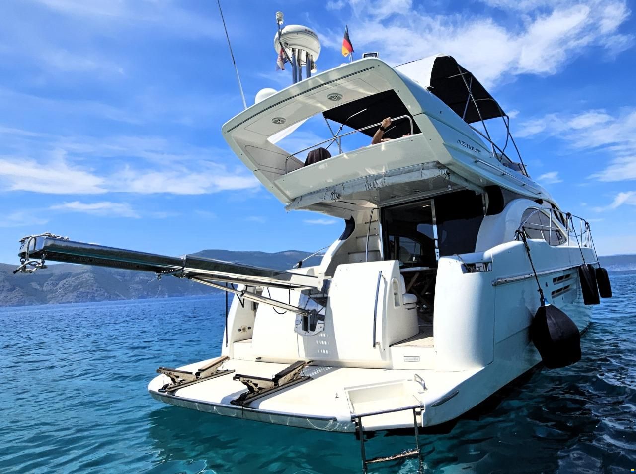 Azimut 46 Fly