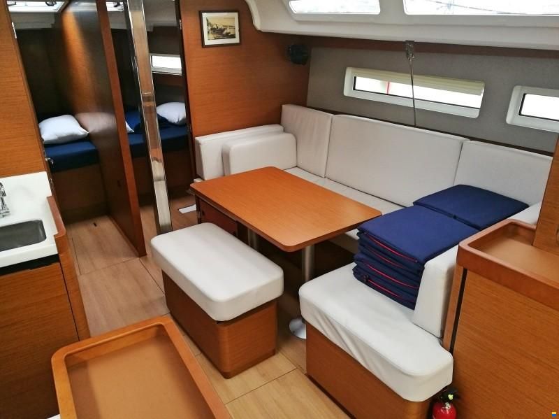 Jeanneau Sun Odyssey 440
