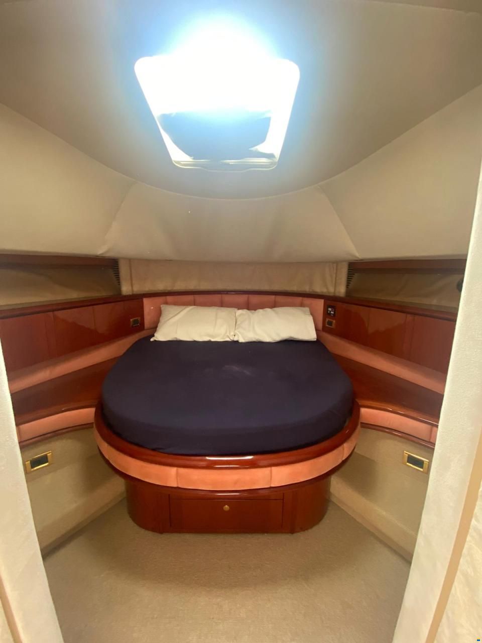 Fairline Squadron 62