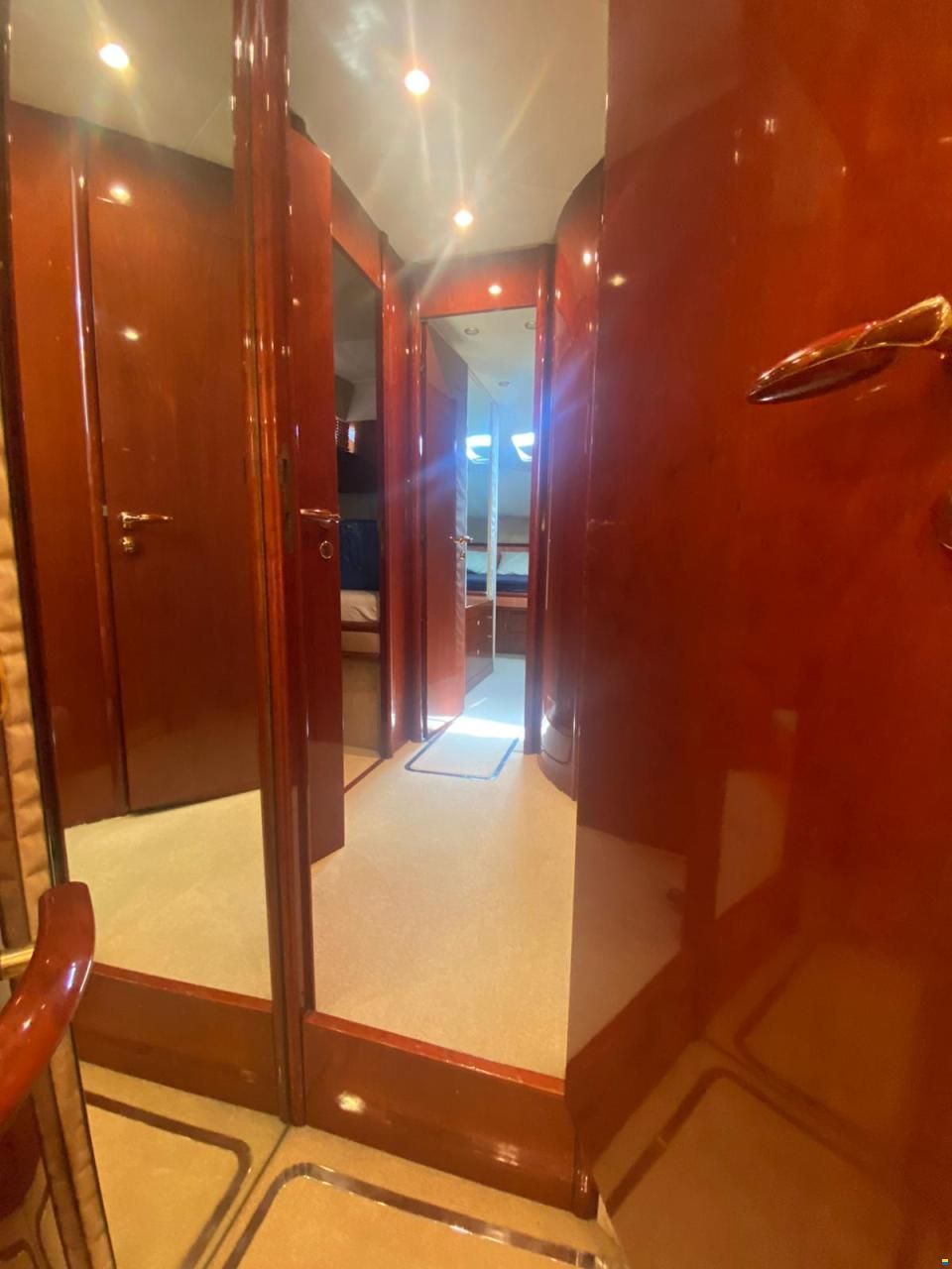 Fairline Squadron 62