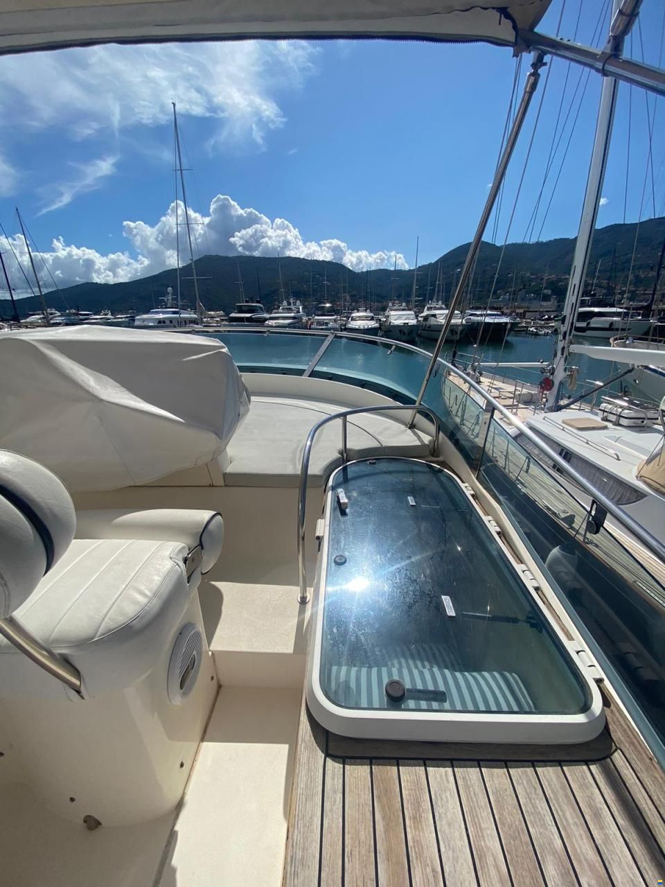 Fairline Squadron 62