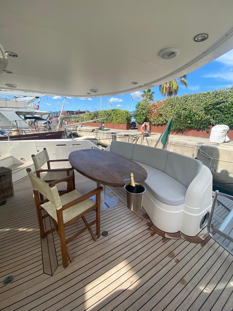 Fairline Squadron 62