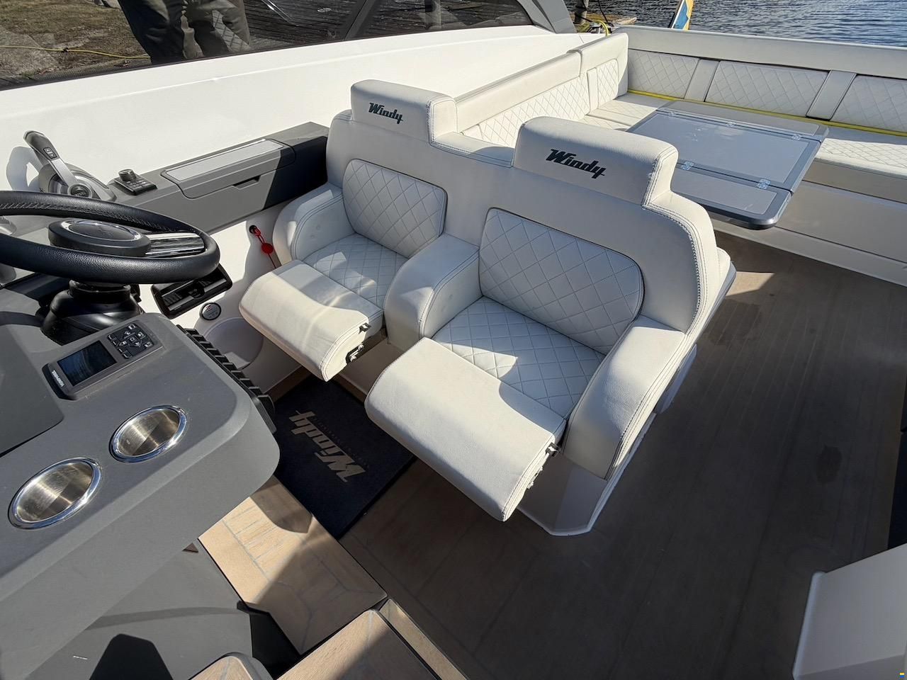 Windy Shamal 37