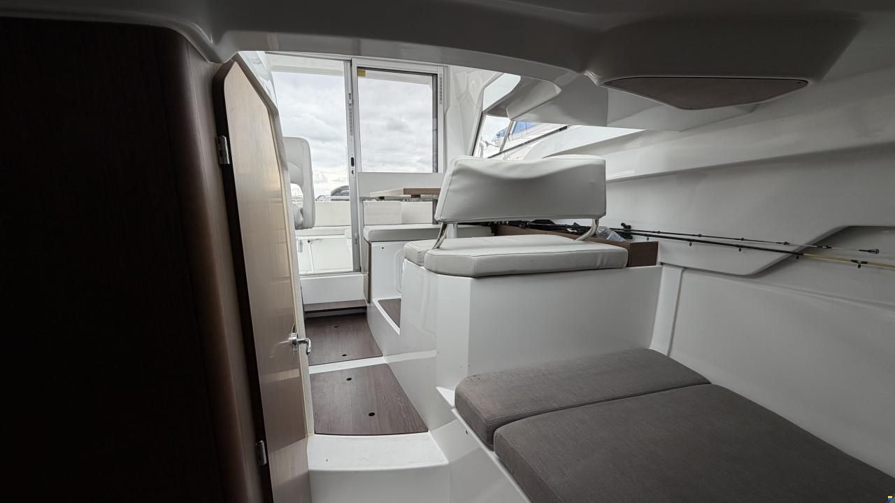 Beneteau Antares 7