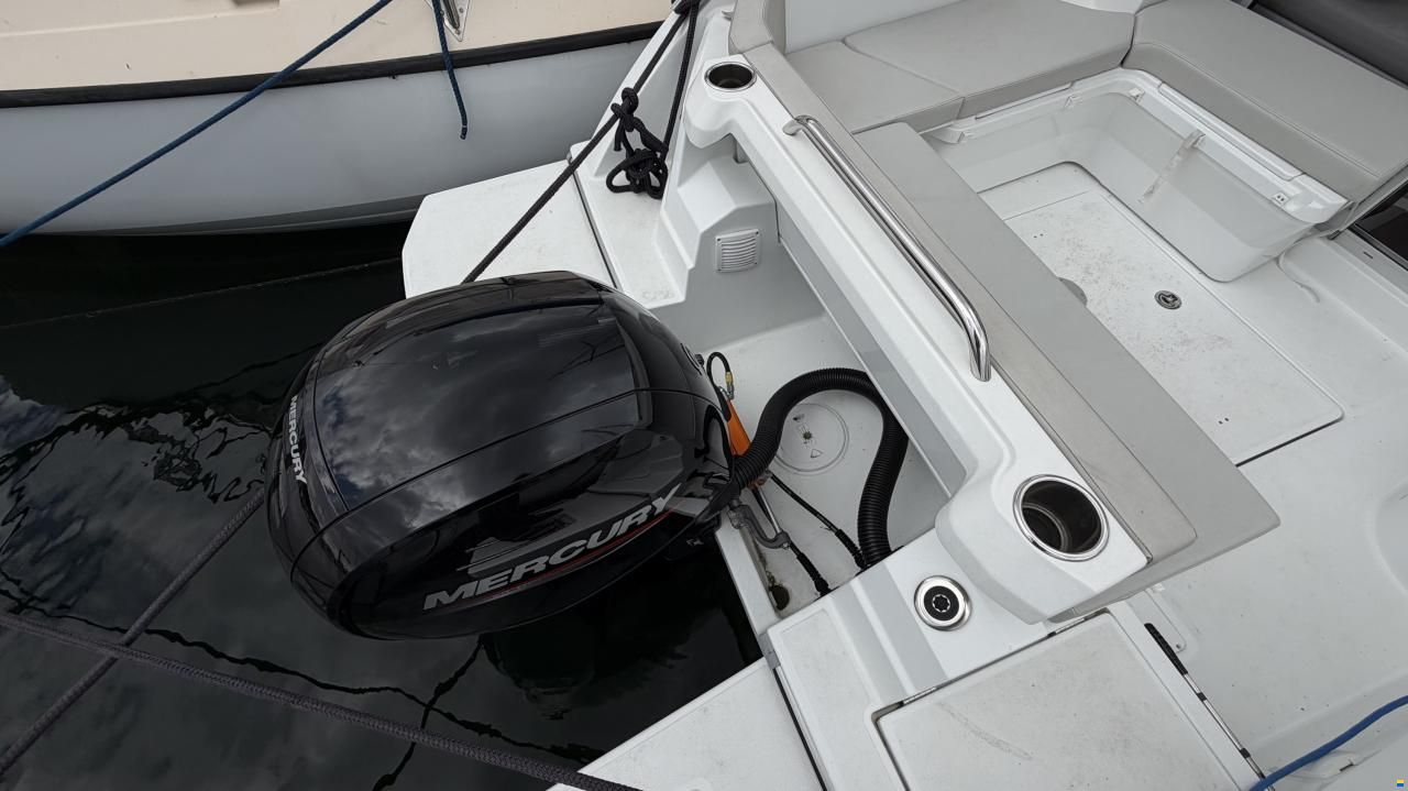 Beneteau Antares 7