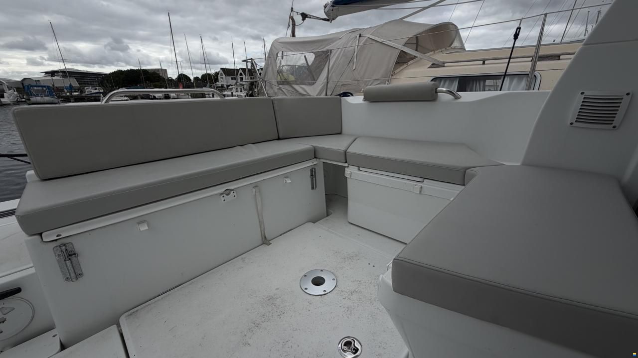 Beneteau Antares 7
