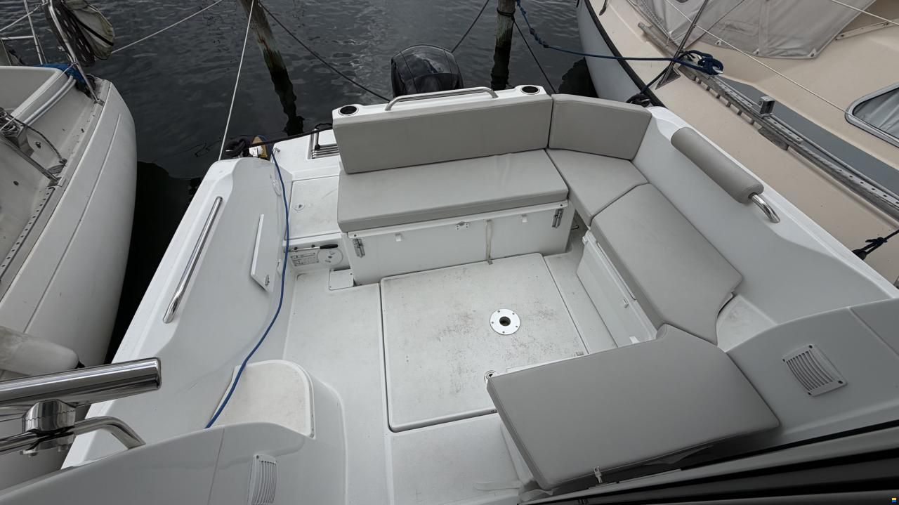 Beneteau Antares 7