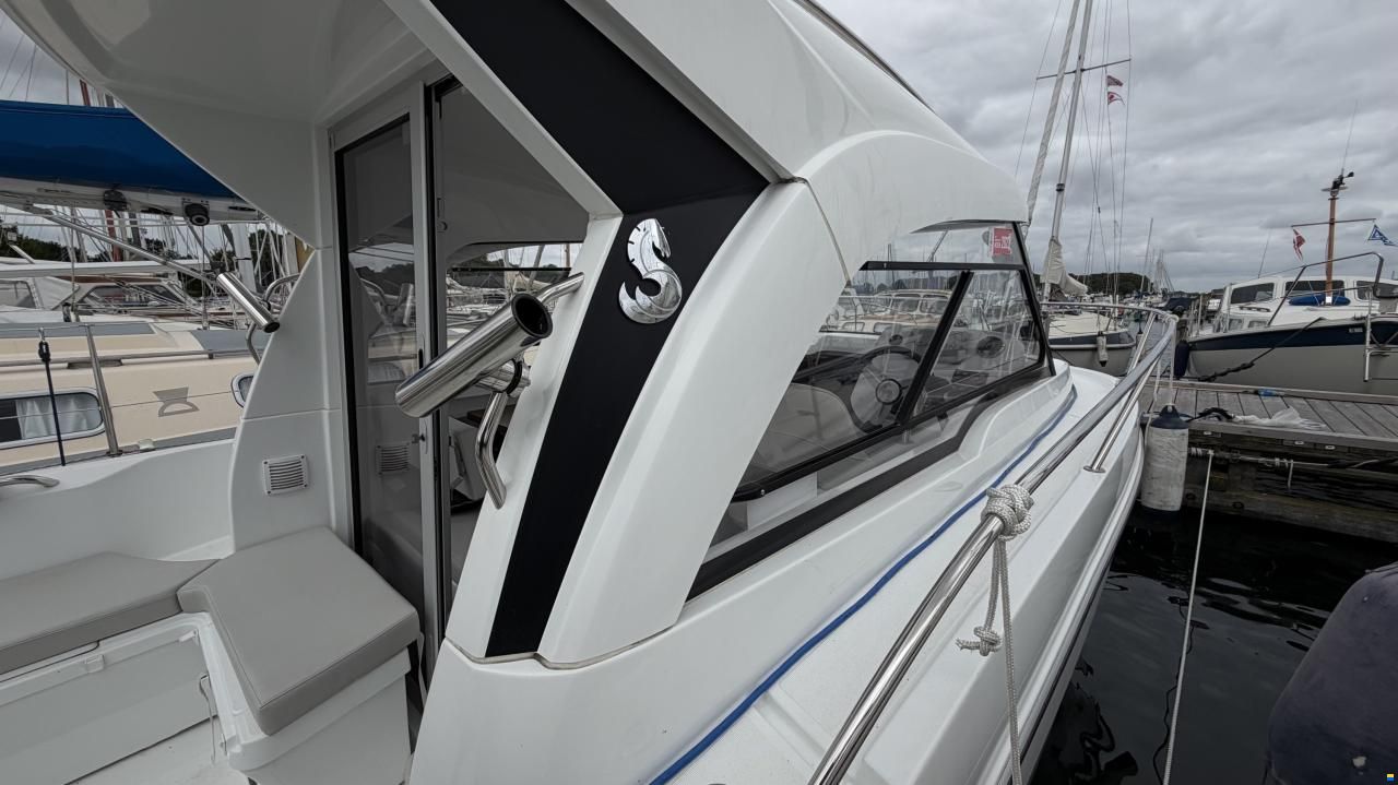 Beneteau Antares 7