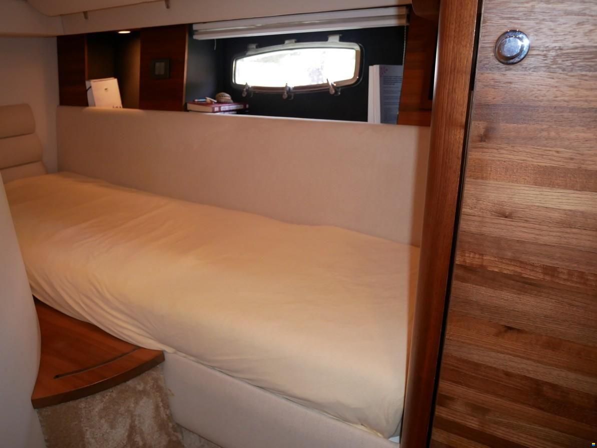 Sealine T50