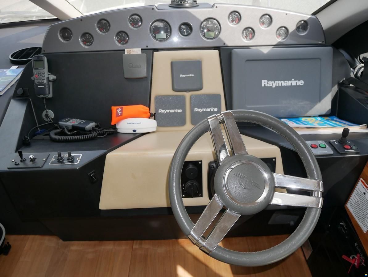 Sealine T50