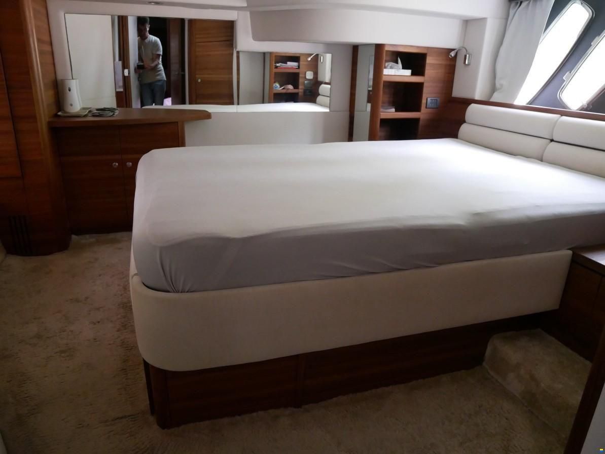 Sealine T50