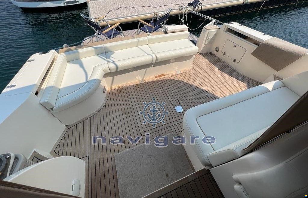 Cayman 38 WA
