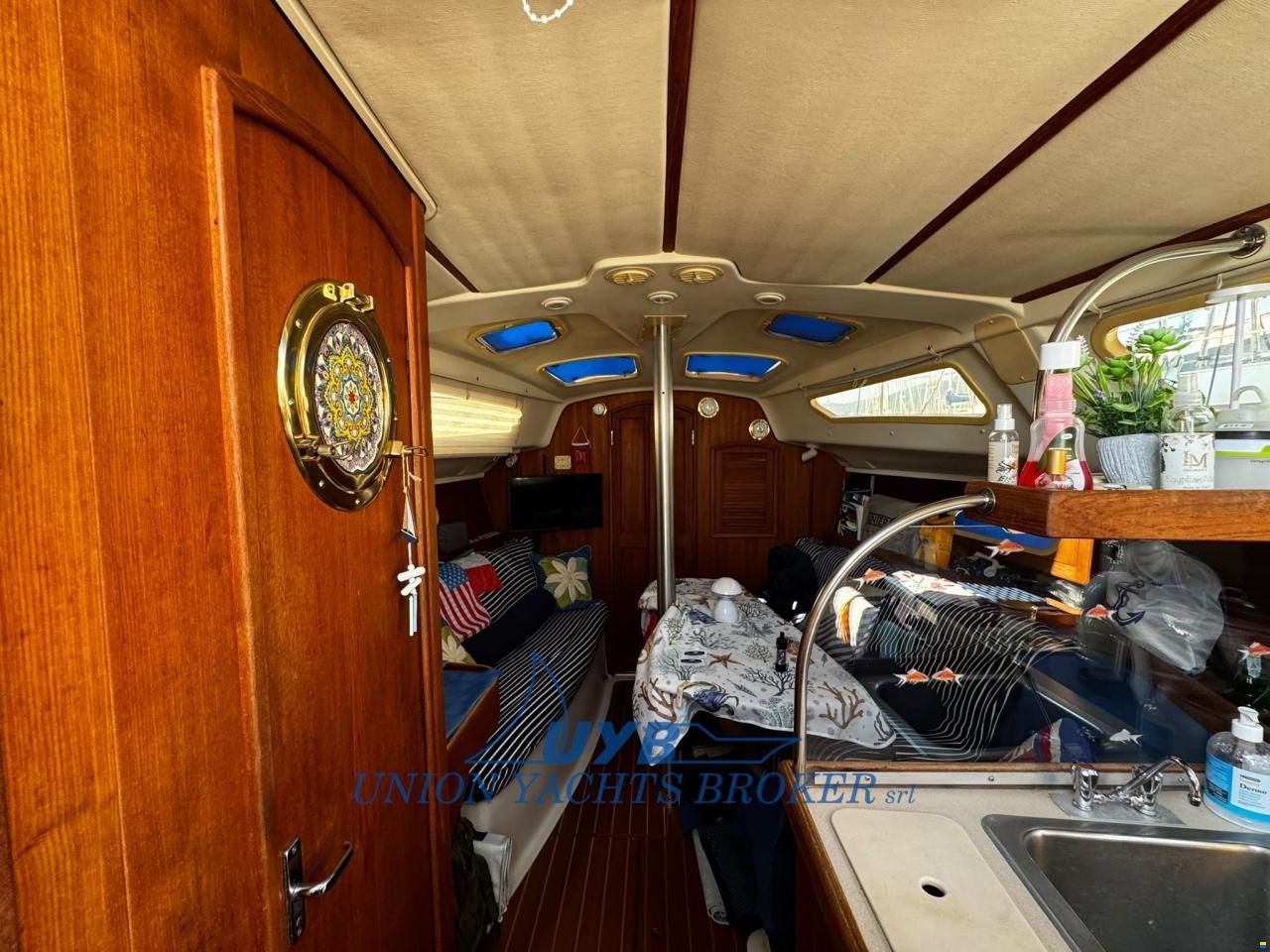 Hunter 320