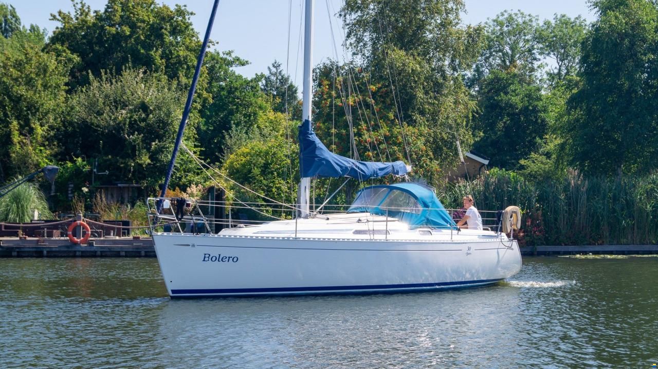 Dufour 30 Classic