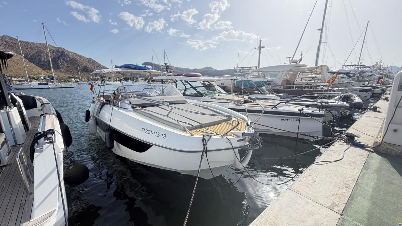 Beneteau Flyer 8.8 Sundeck