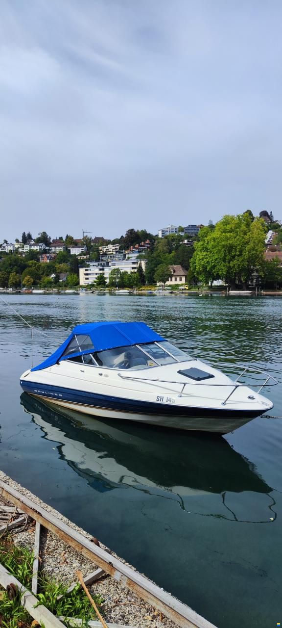 Bayliner Capri 2052