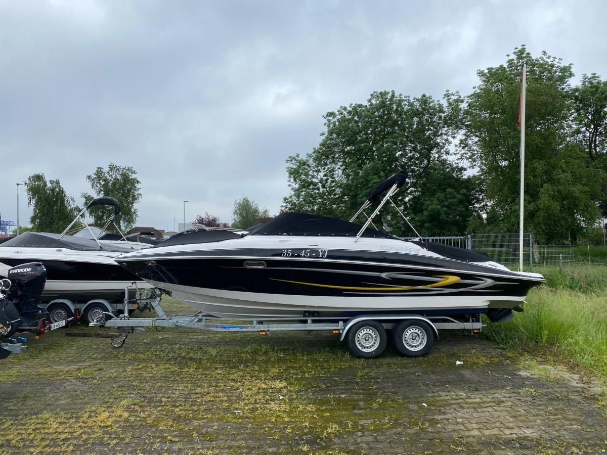 Four Winns 240 Horizon Bowrider