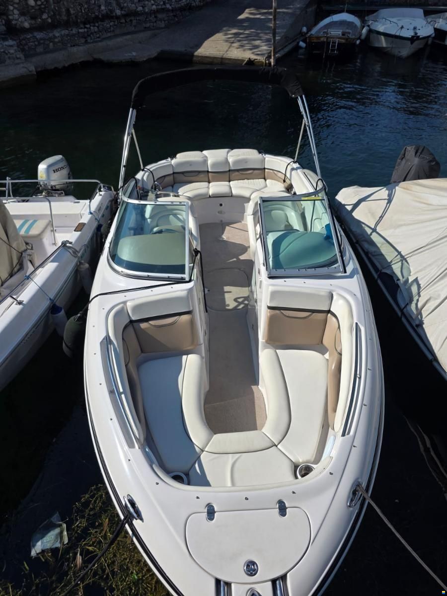 Four Winns 240 Horizon Bowrider