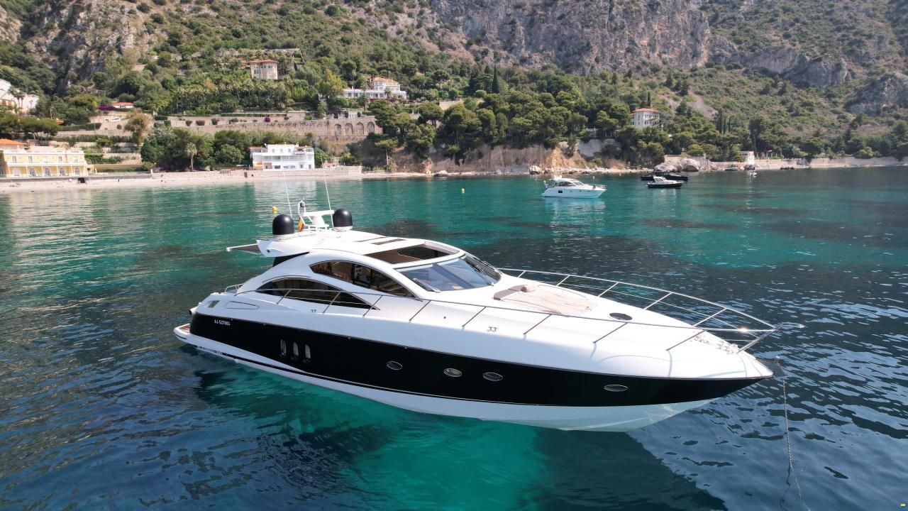Sunseeker Predator 62