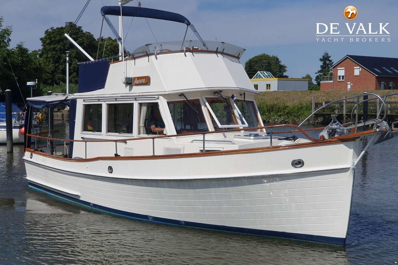 Grand Banks 32