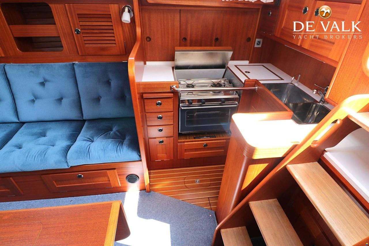 Hallberg-Rassy 36