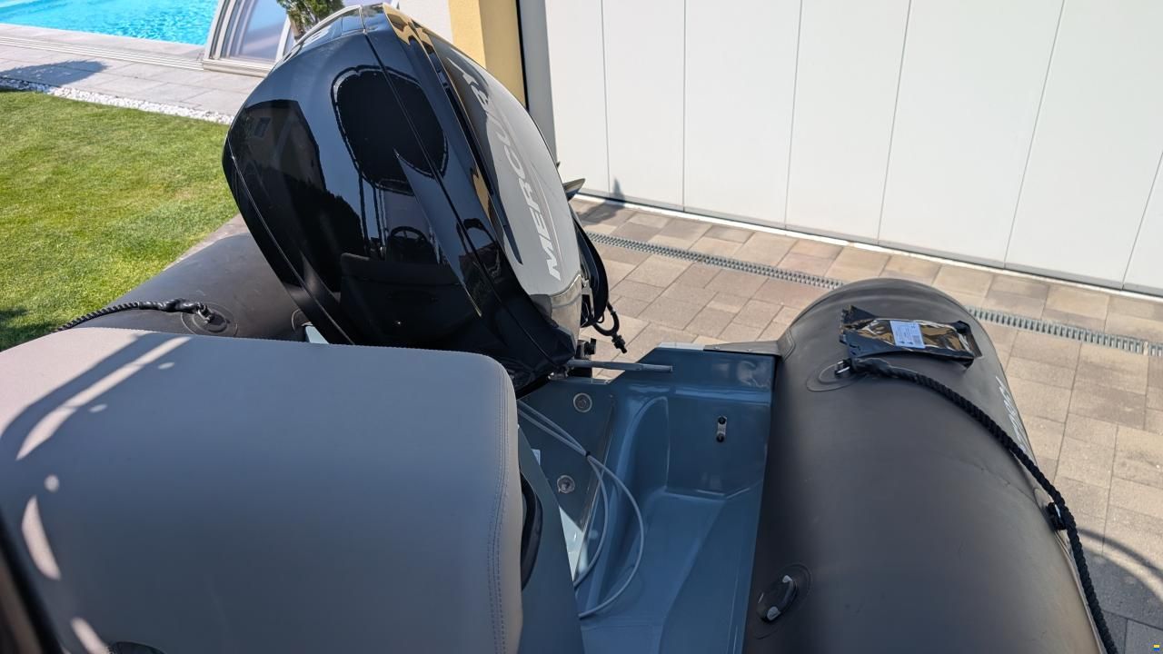 Bombard 550 Explorer