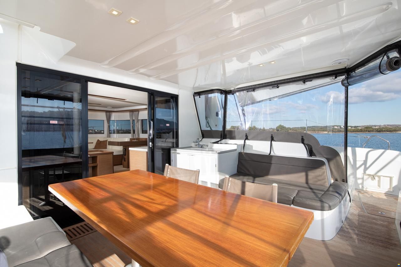 Lagoon 50