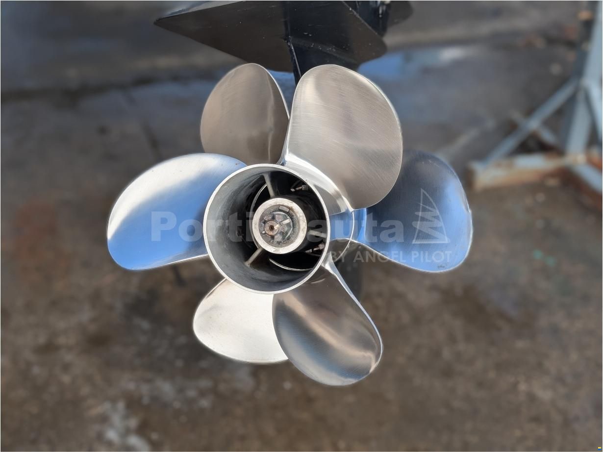 Beneteau Flyer 8.8 SpaceDeck