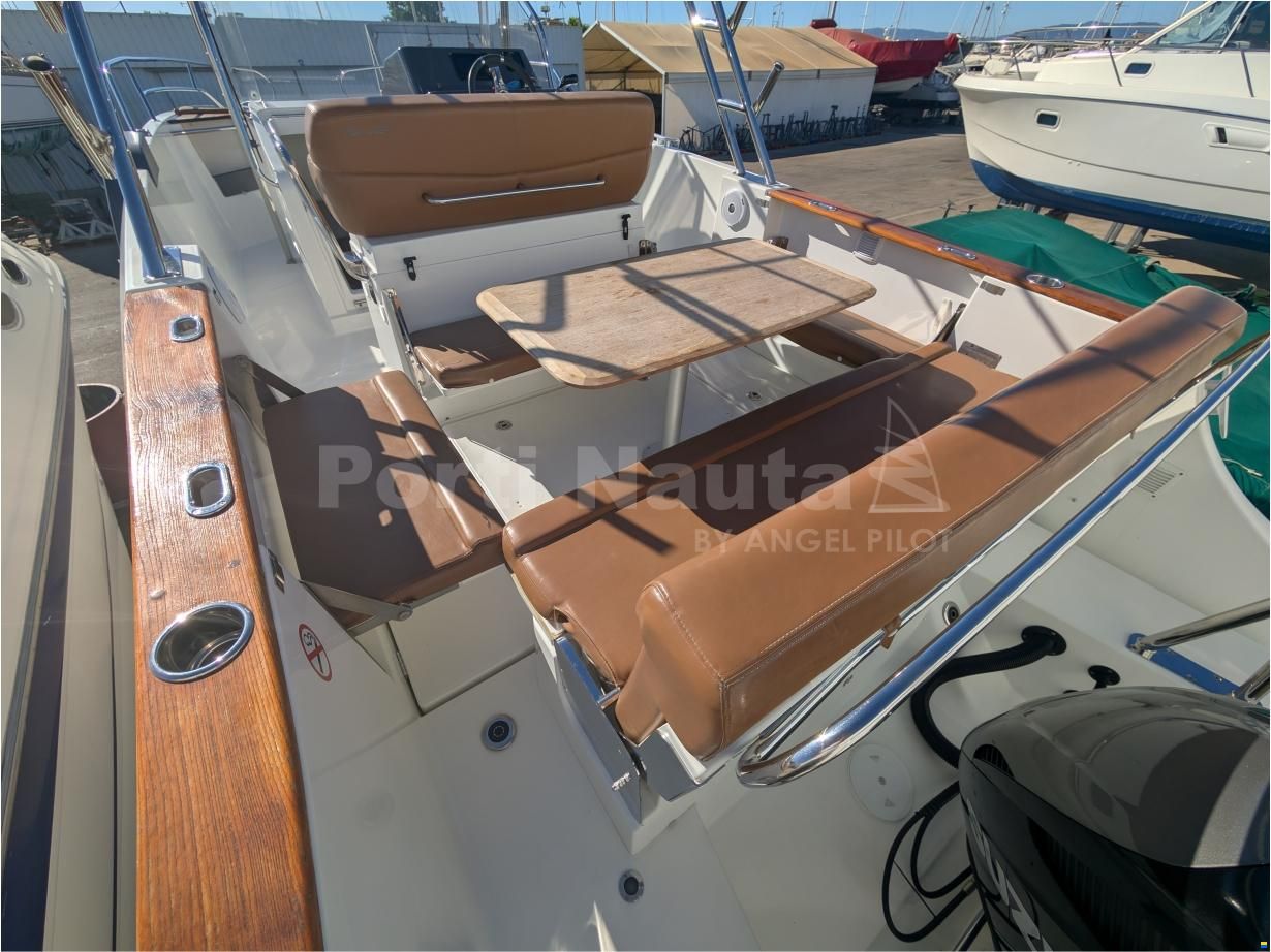 Beneteau Flyer 8.8 SpaceDeck