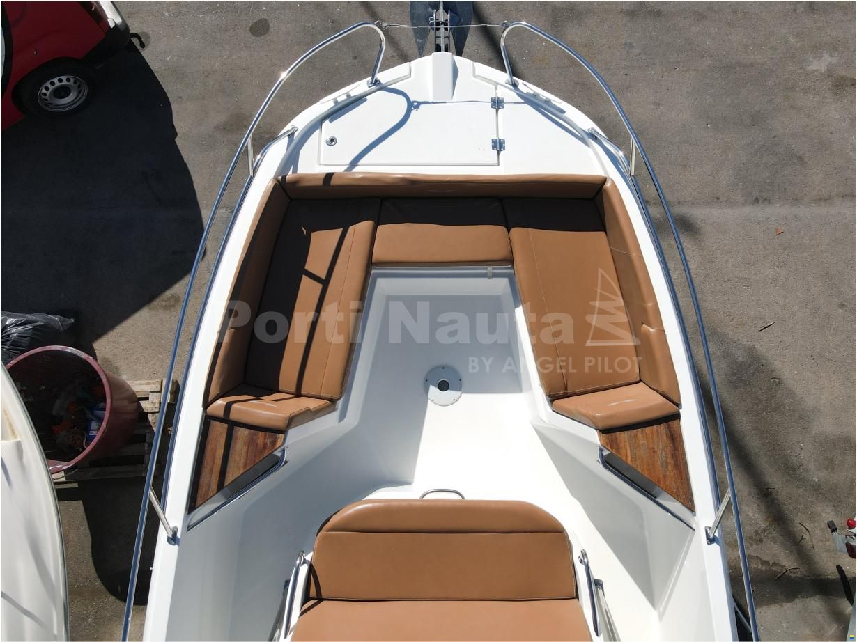 Beneteau Flyer 8.8 SpaceDeck
